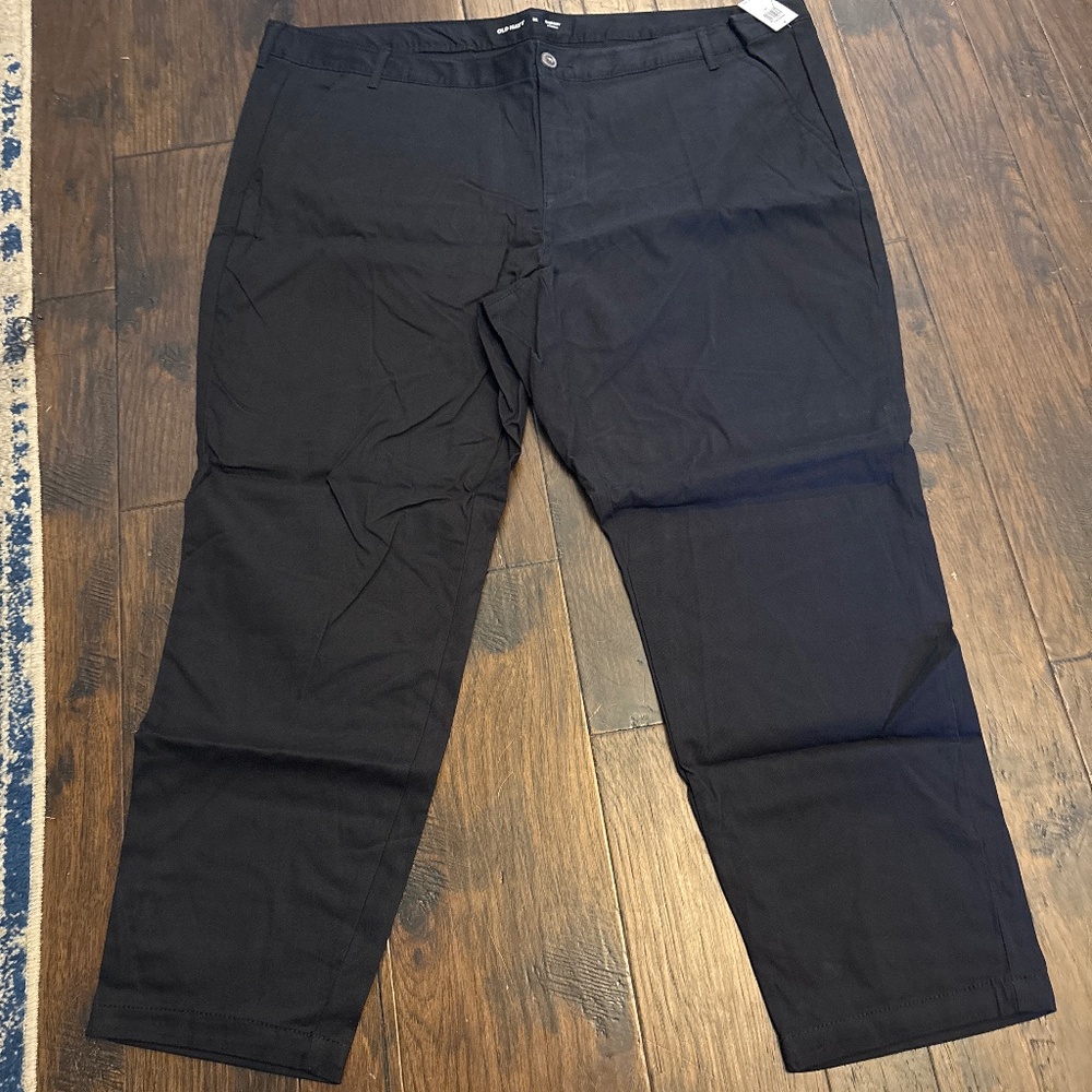 Old navy Pants - Size 22. New with Tags